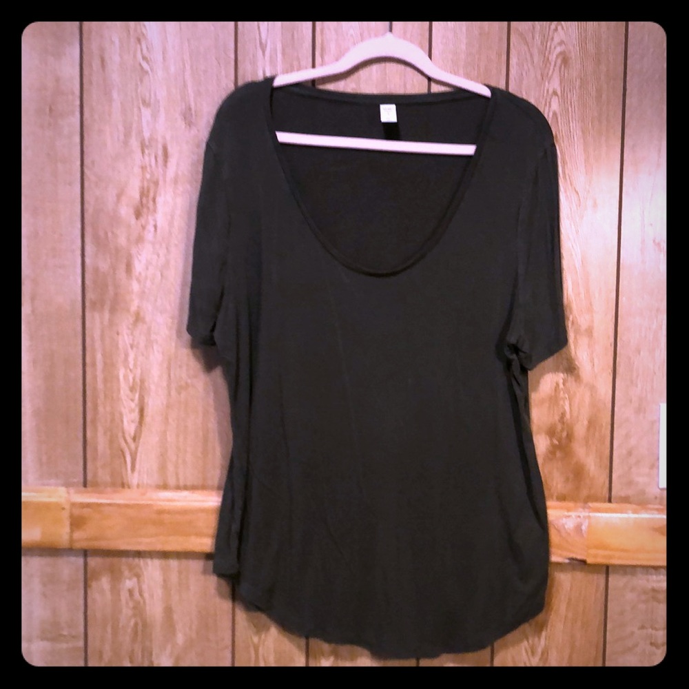 Women’s Old Navy Tee
